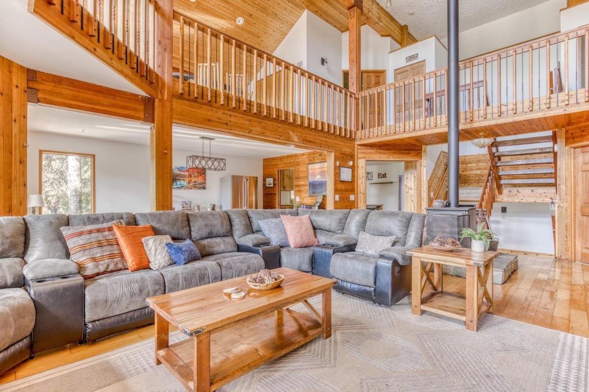 Great Blue Lodge - Spacious Ski Lodge, Hot Tub, Sauna, Game Room & More Гавърнмънт Кемп Екстериор снимка