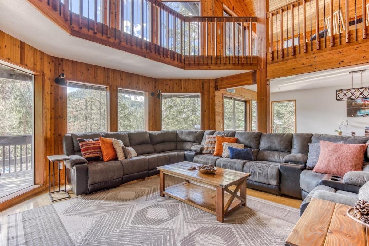 Great Blue Lodge - Spacious Ski Lodge, Hot Tub, Sauna, Game Room & More Гавърнмънт Кемп Екстериор снимка